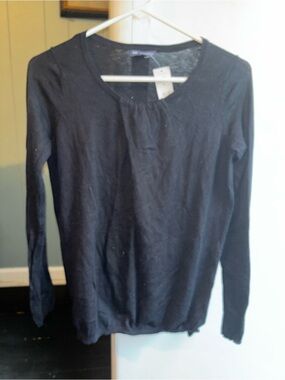 Women’s Long-Sleeve Black Top made in cashmere